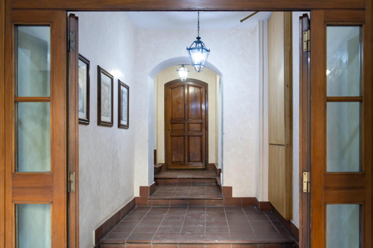 רומא 4 Fontane 156 Luxury Home מראה חיצוני תמונה